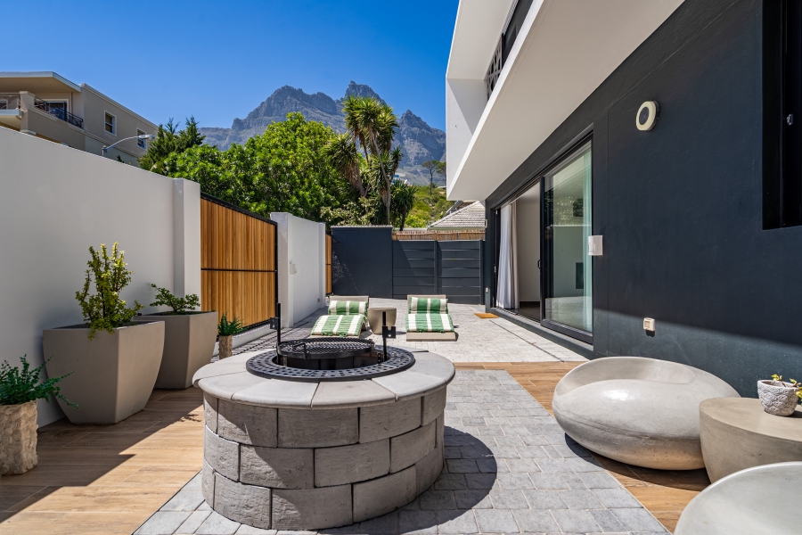 3 Bedroom Property for Sale in Camps Bay Western Cape